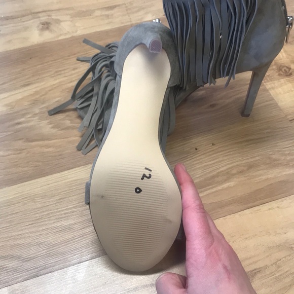 Steve Madden fringe heels - Picture 5 of 5